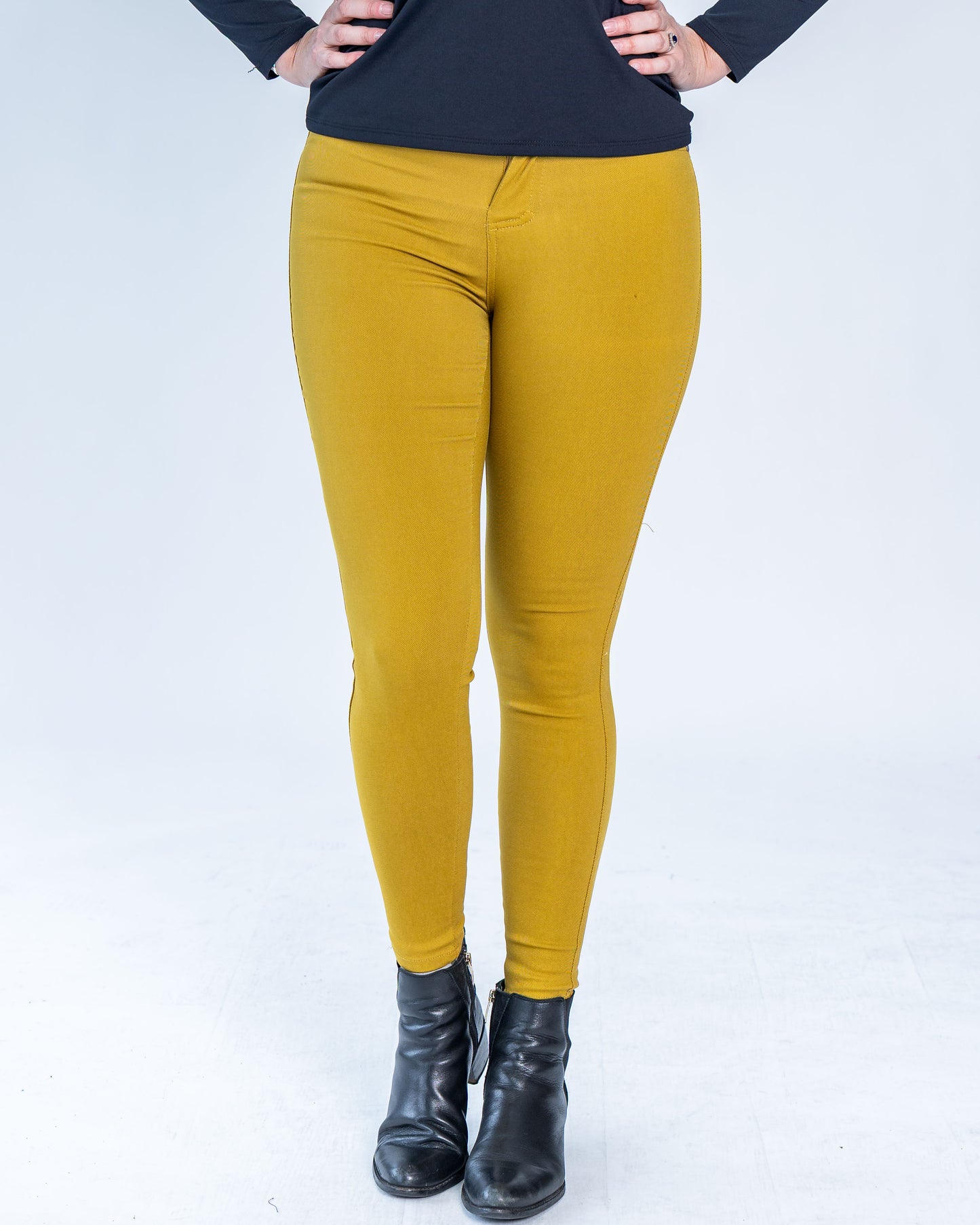 LEGGINS ELASTICADOS TIRO ALTO MOSTAZA