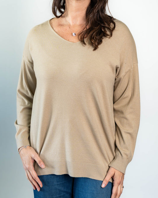 Sweater Cuello V Pía Beige