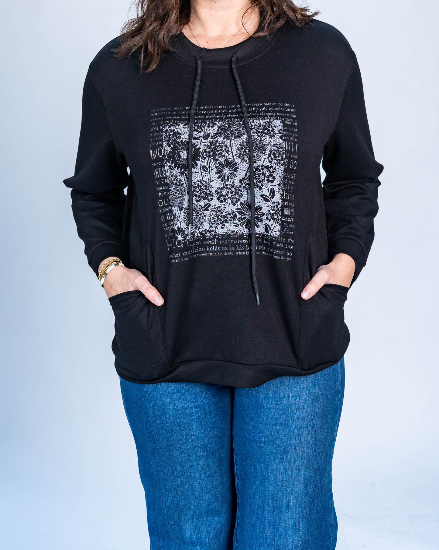POLERON ESTAMPADO ADELAIDA NEGRO