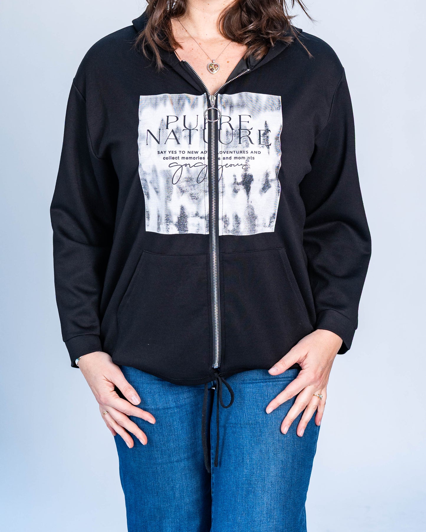 POLERON ESTAMPADO NATURE NEGRO