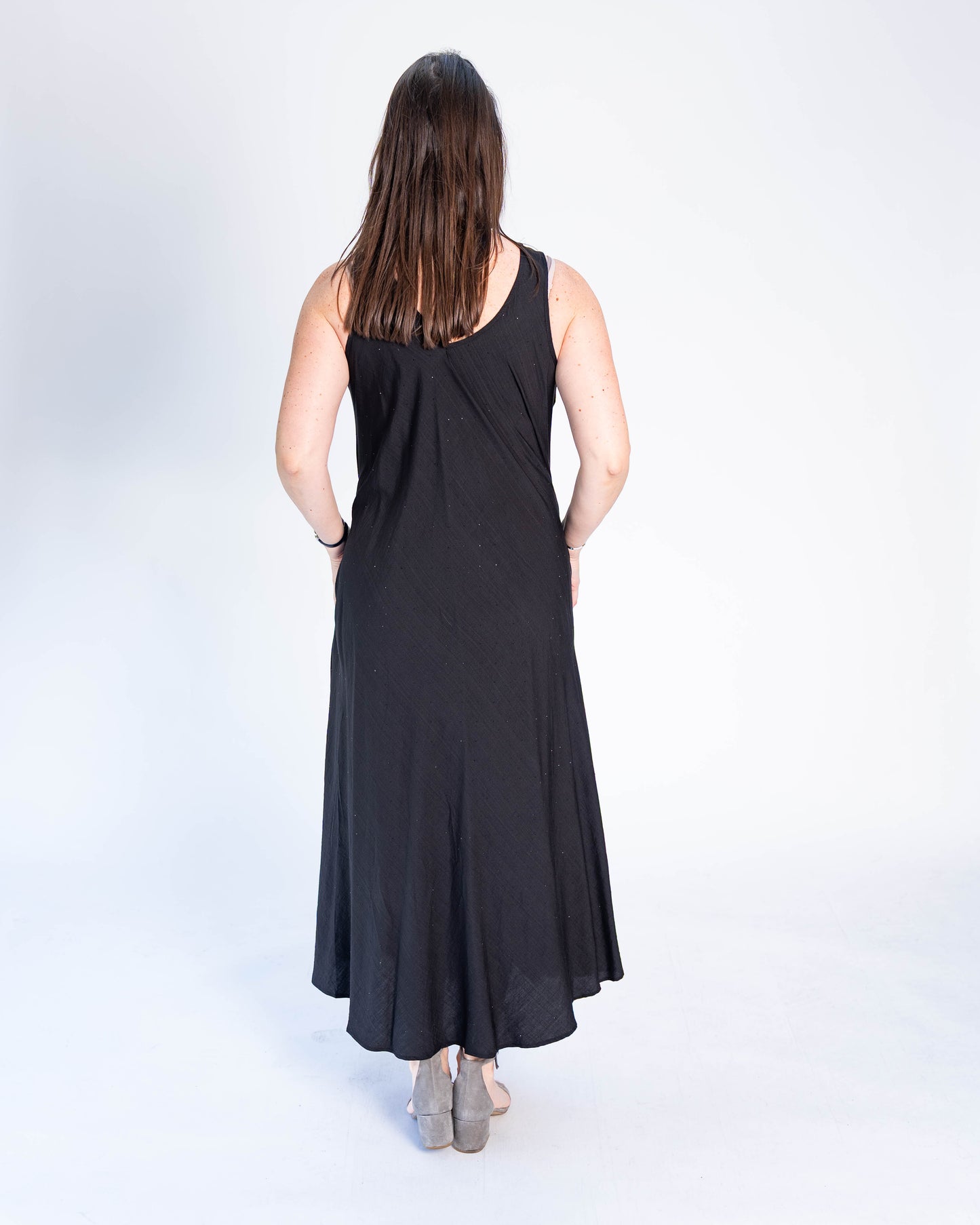 Vestido Sin Mangas Brillos Negro