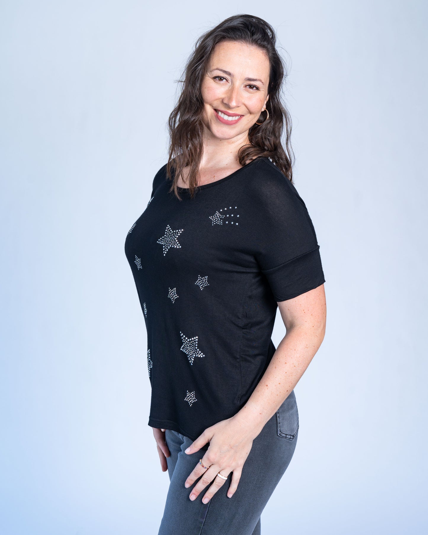 POLERA ESTRELLAS NEGRA