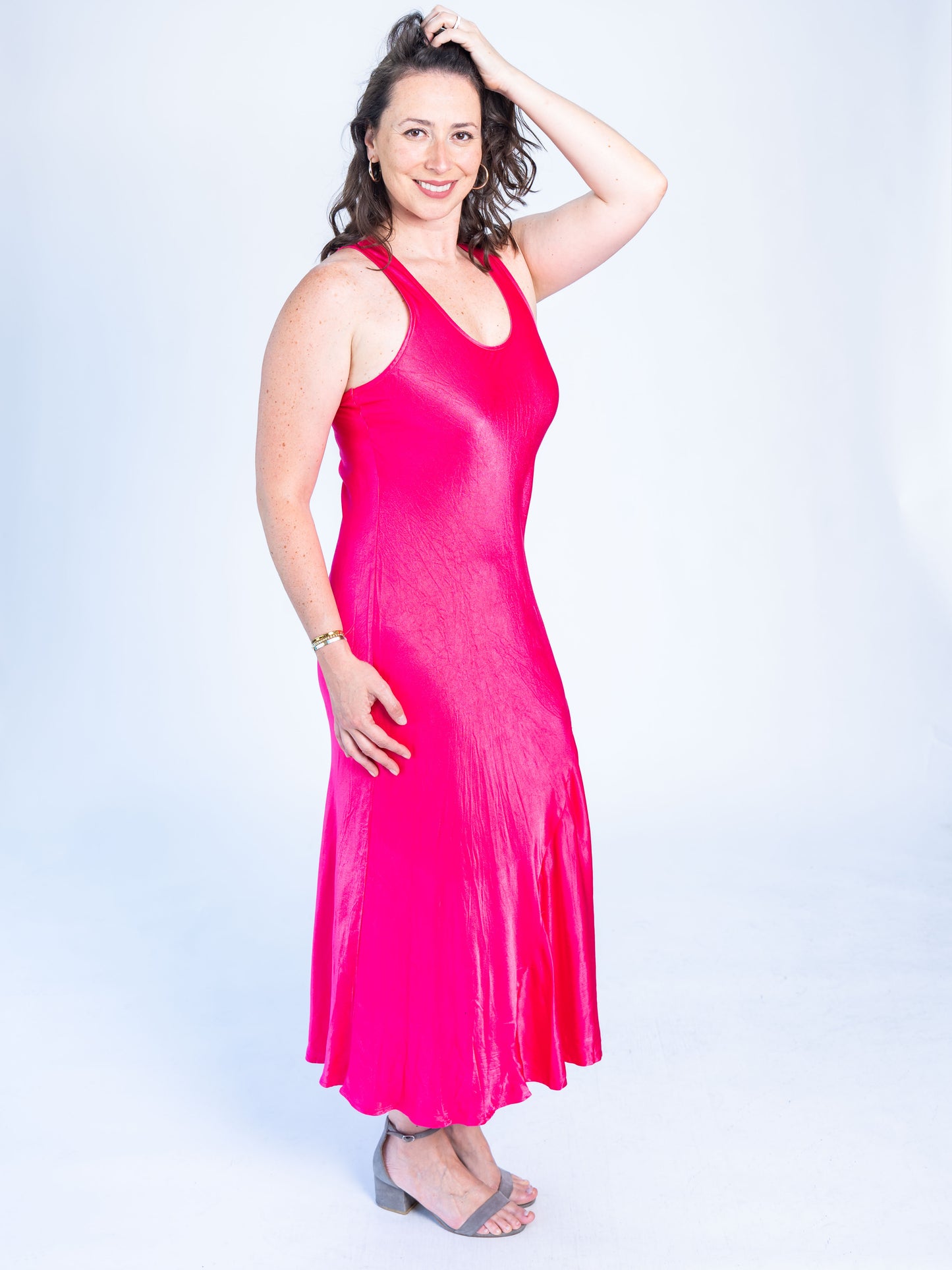 Vestido Satinado Largo Fucsia