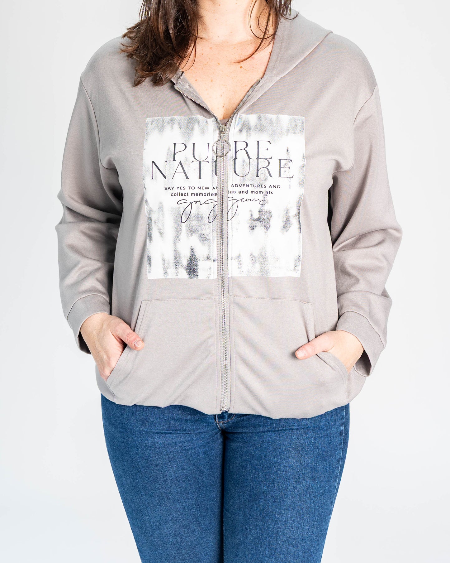 POLERON ESTAMPADO NATURE GRIS
