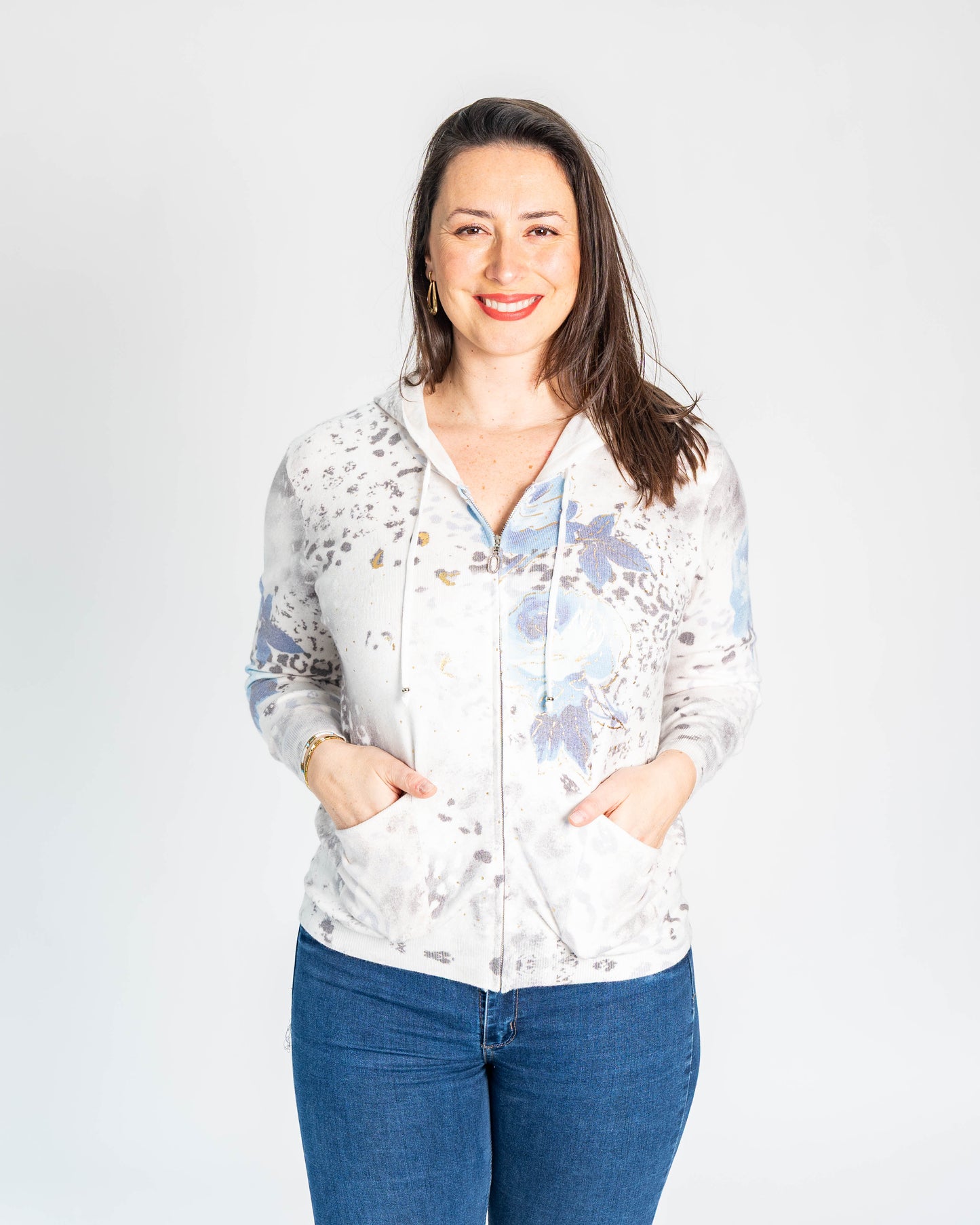 SWEATER CON CIERRE ROSAS AZUL