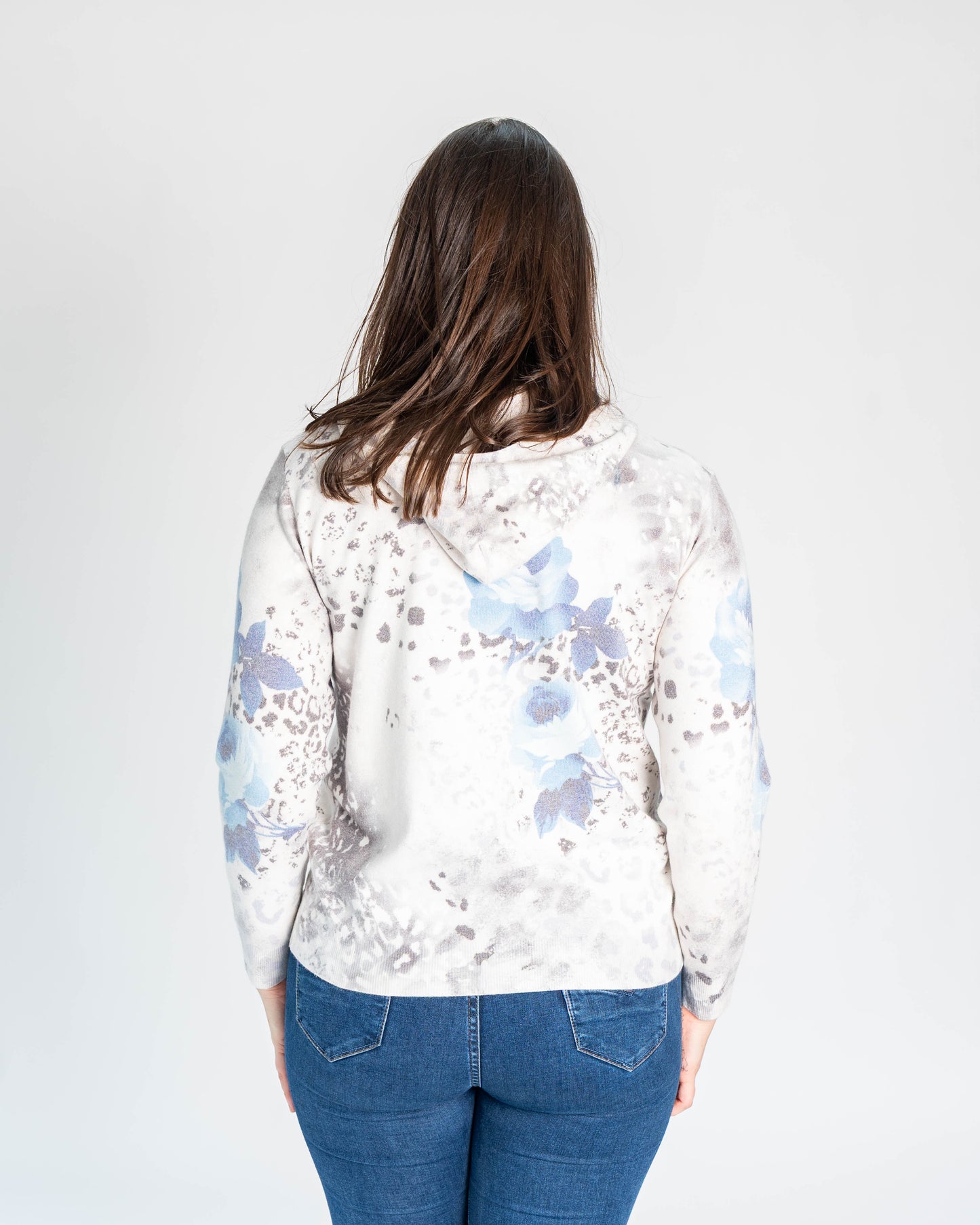 SWEATER CON CIERRE ROSAS AZUL