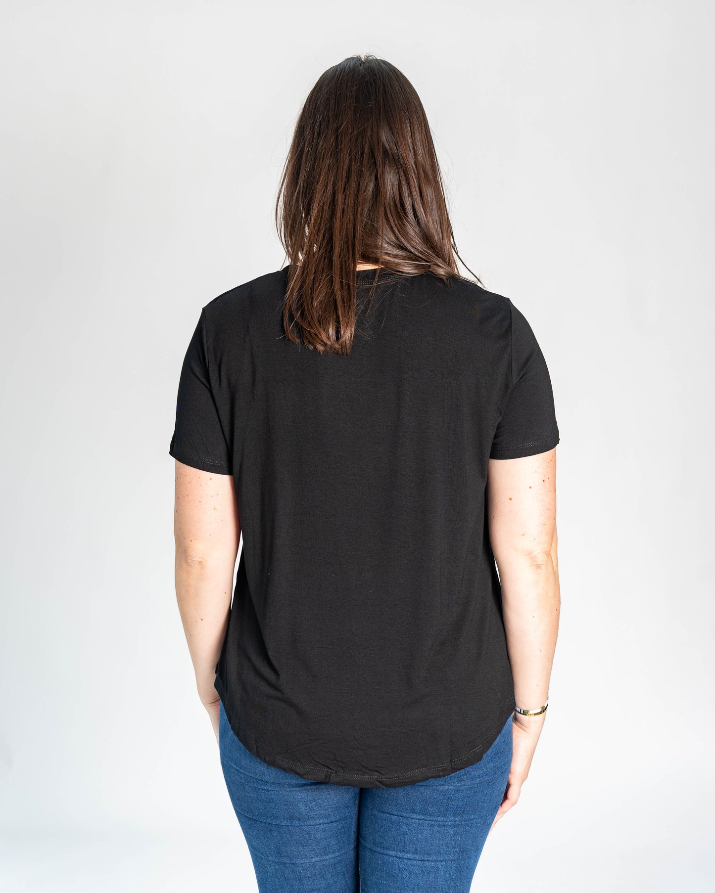 POLERA GOOD THINGS NEGRA