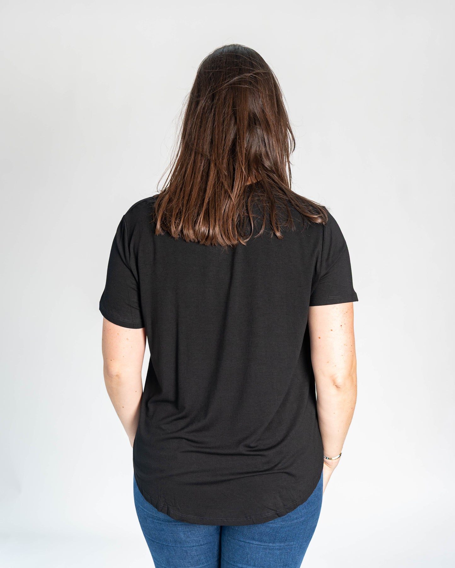 POLERA JOY PLATEADO NEGRO