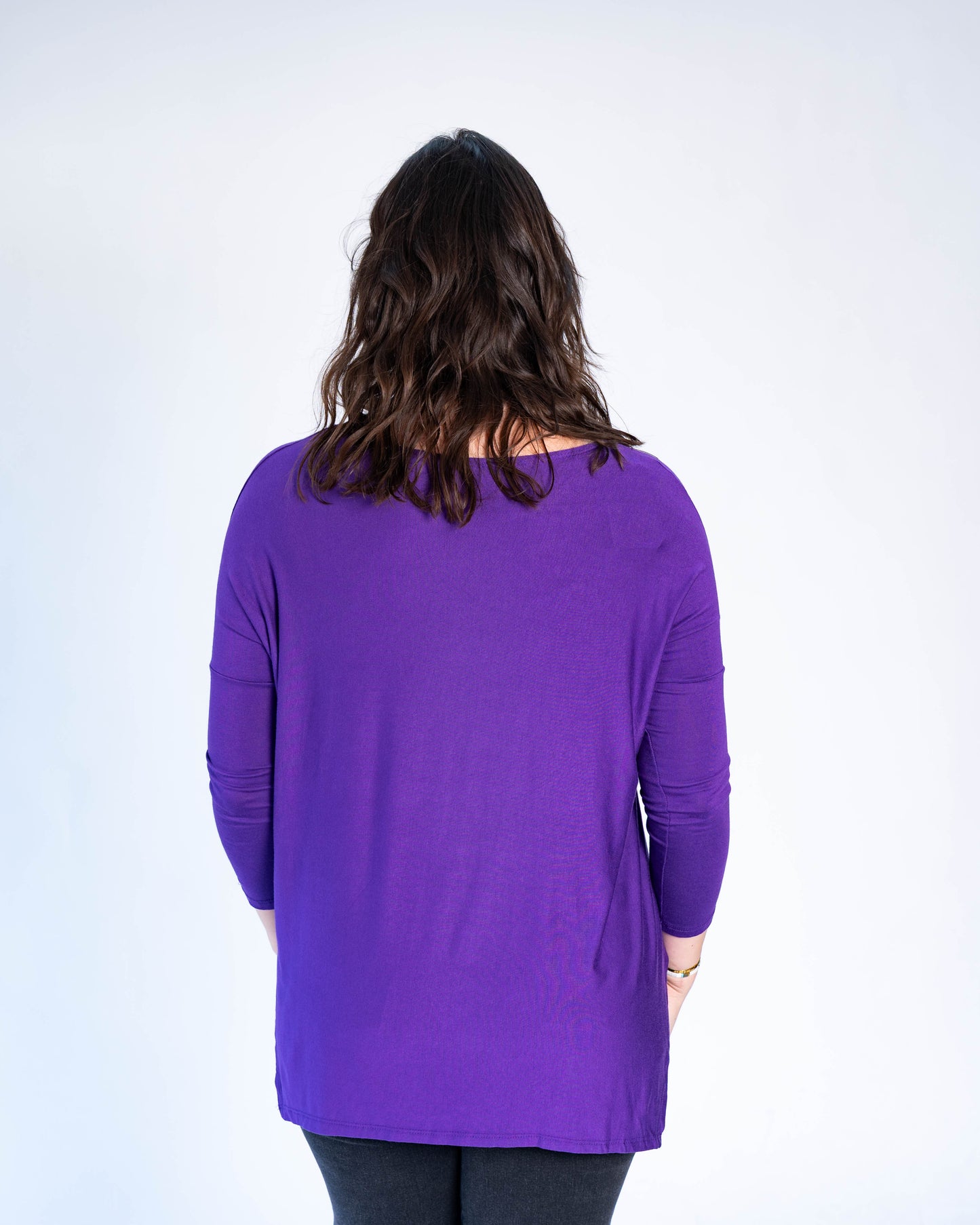Polera básica cony morado