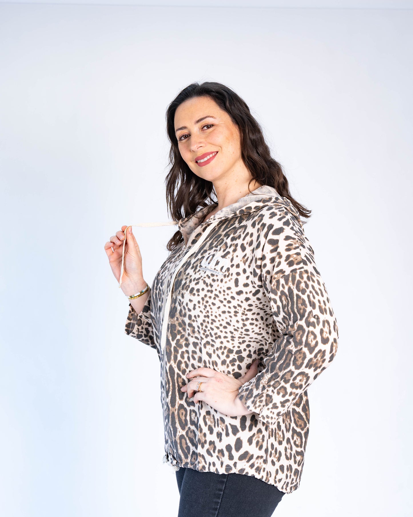 Polerón con cierre animal print beige