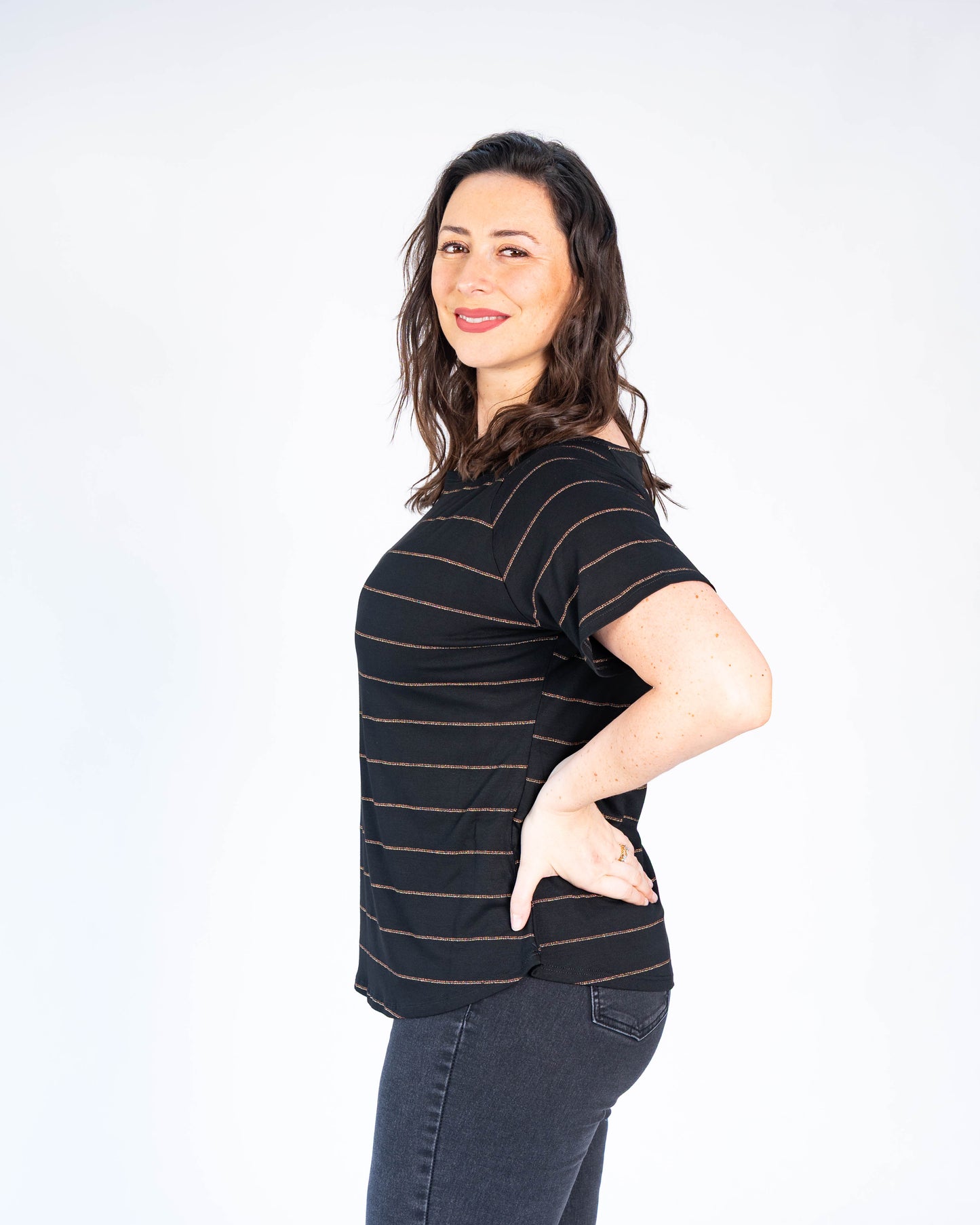 Polera Rayas Brillo Negra