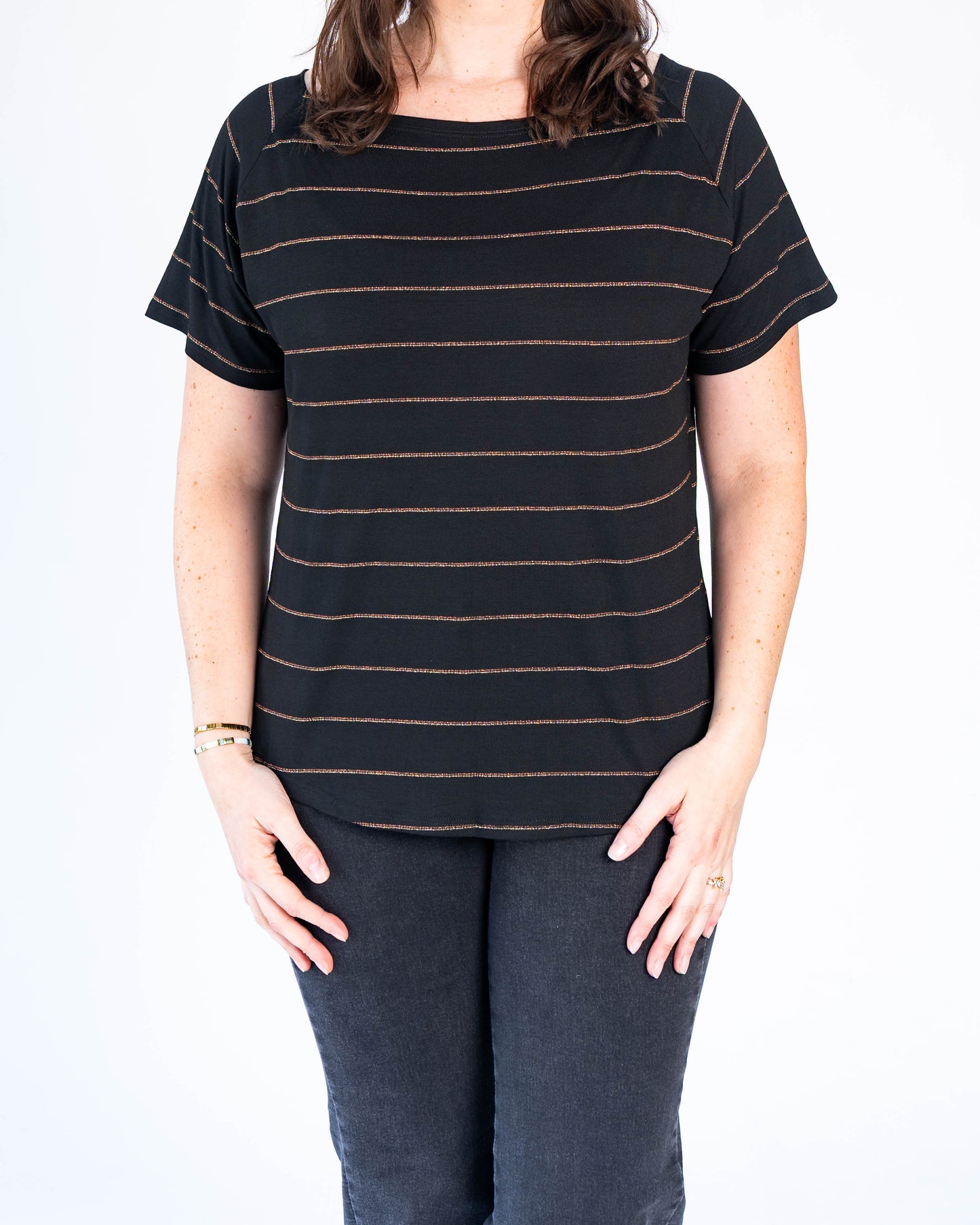 Polera Rayas Brillo Negra