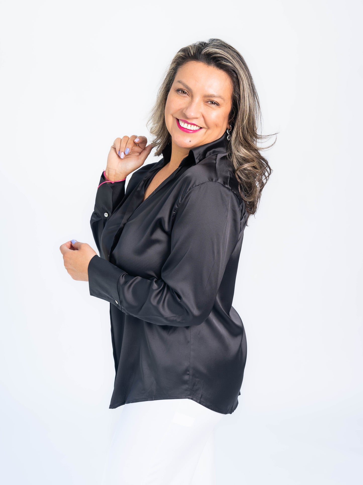 BLUSA MANGA LARGA SATINADA VIVIAN NEGRA