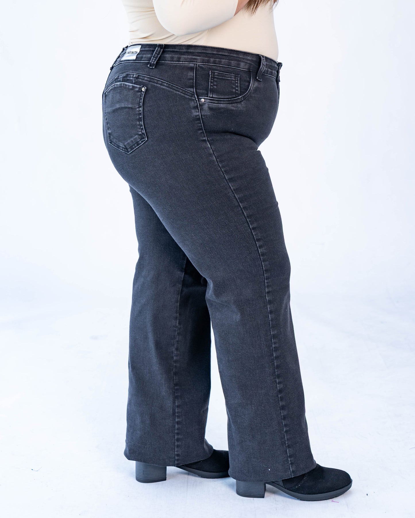 Jeans Recto Infinito negro