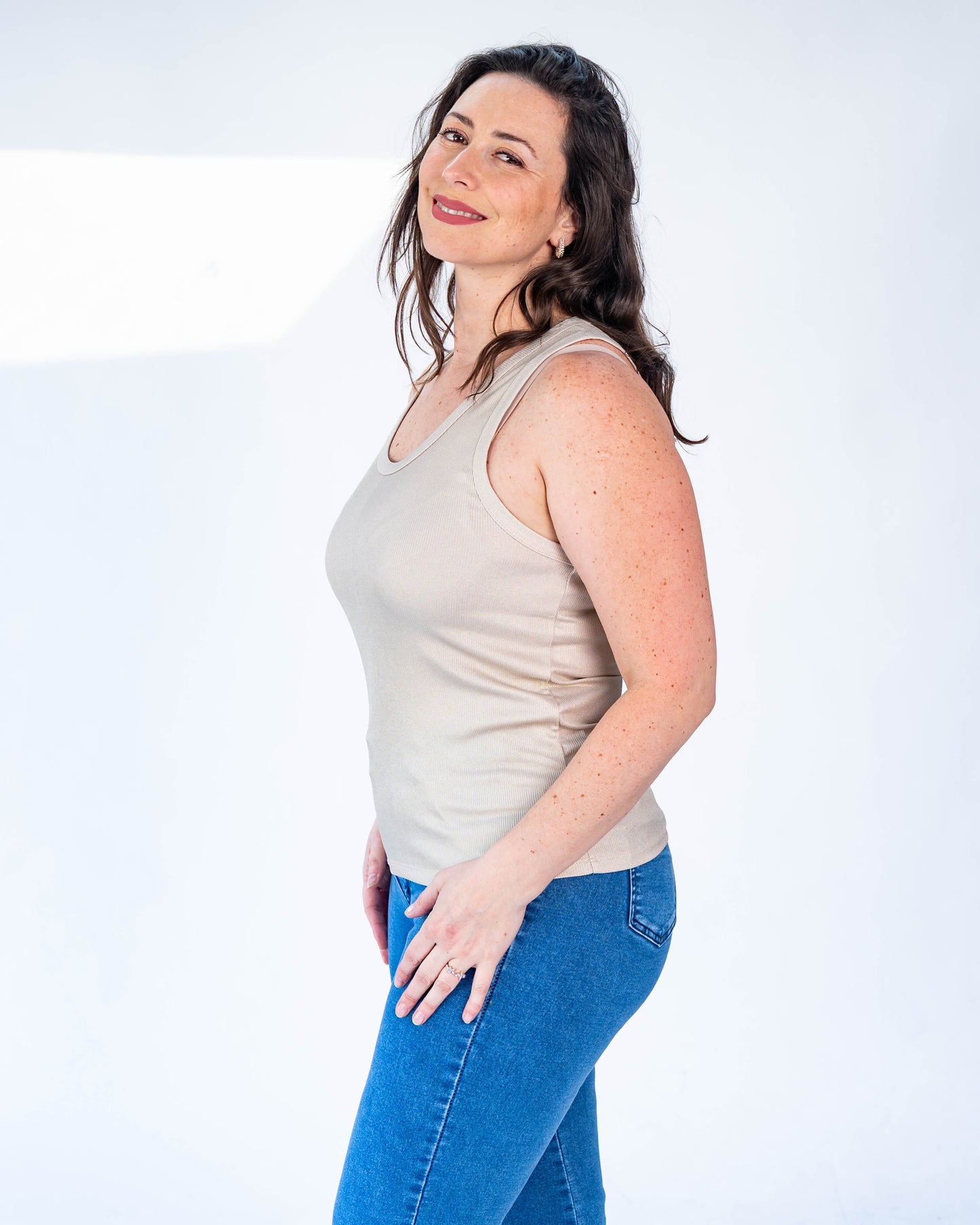 Polera dorada ceci