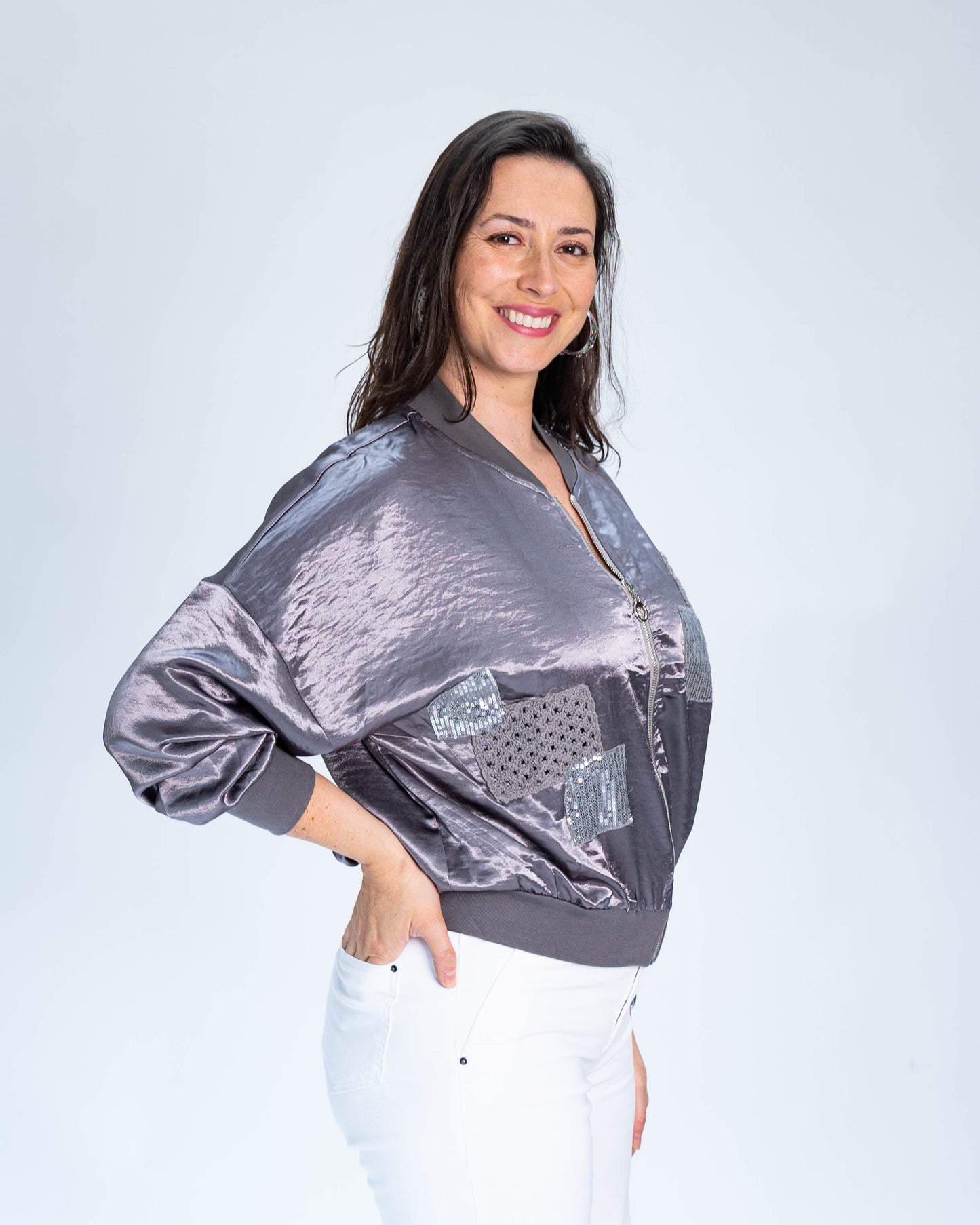 Bomber Satinado Dani Gris Oscuro