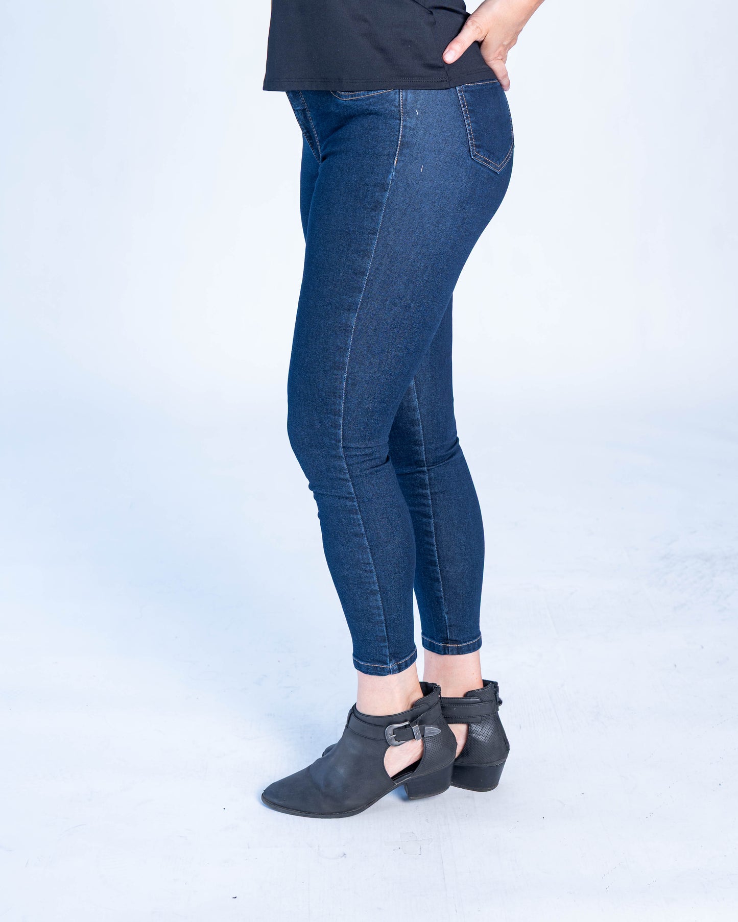 Jeans Pitillo Basico Azul Oscuro