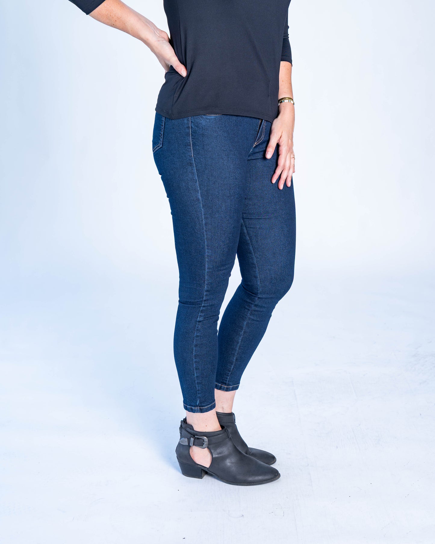 Jeans Pitillo Basico Azul Oscuro