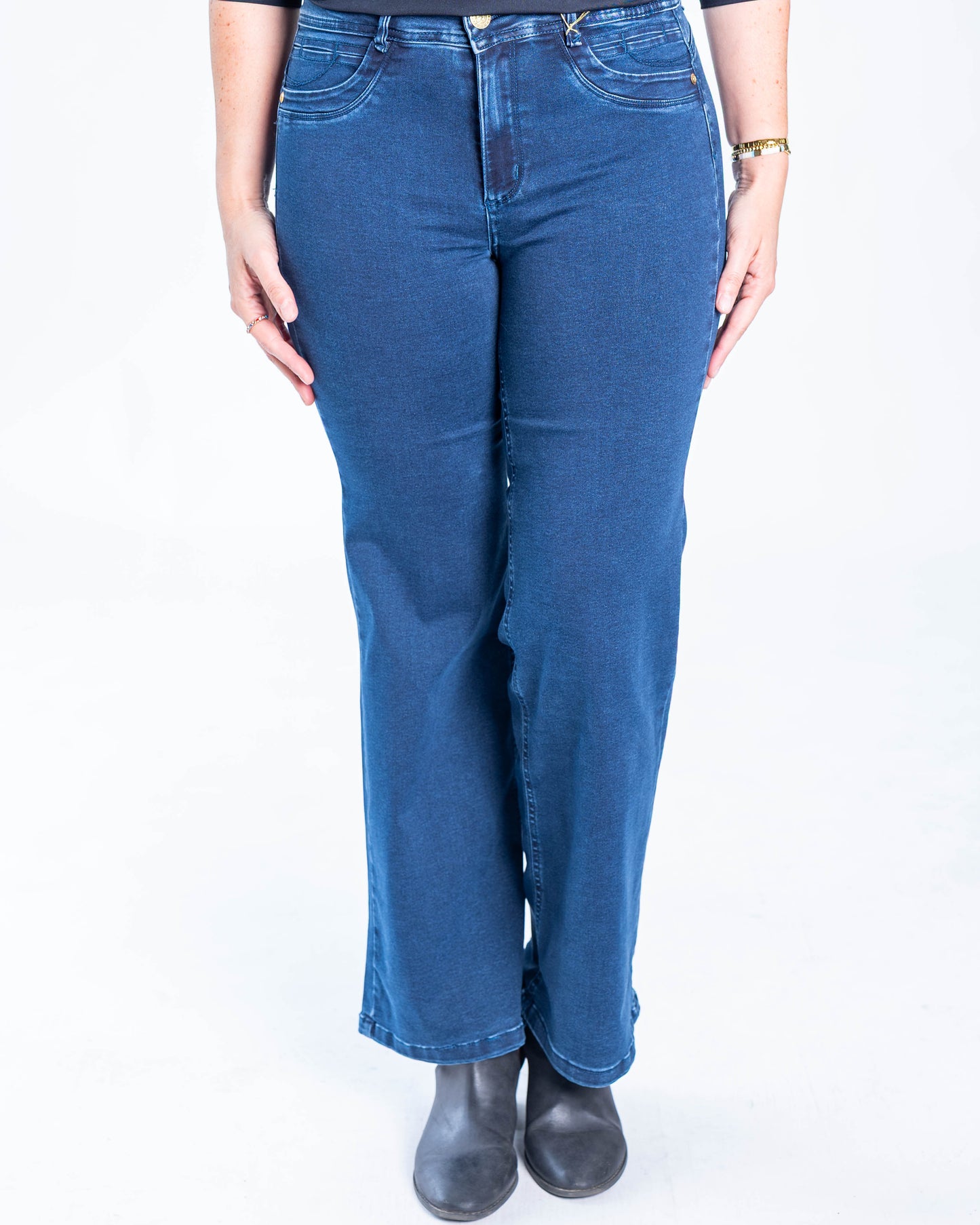 Jeans Recto Enrique Azul Oscuro