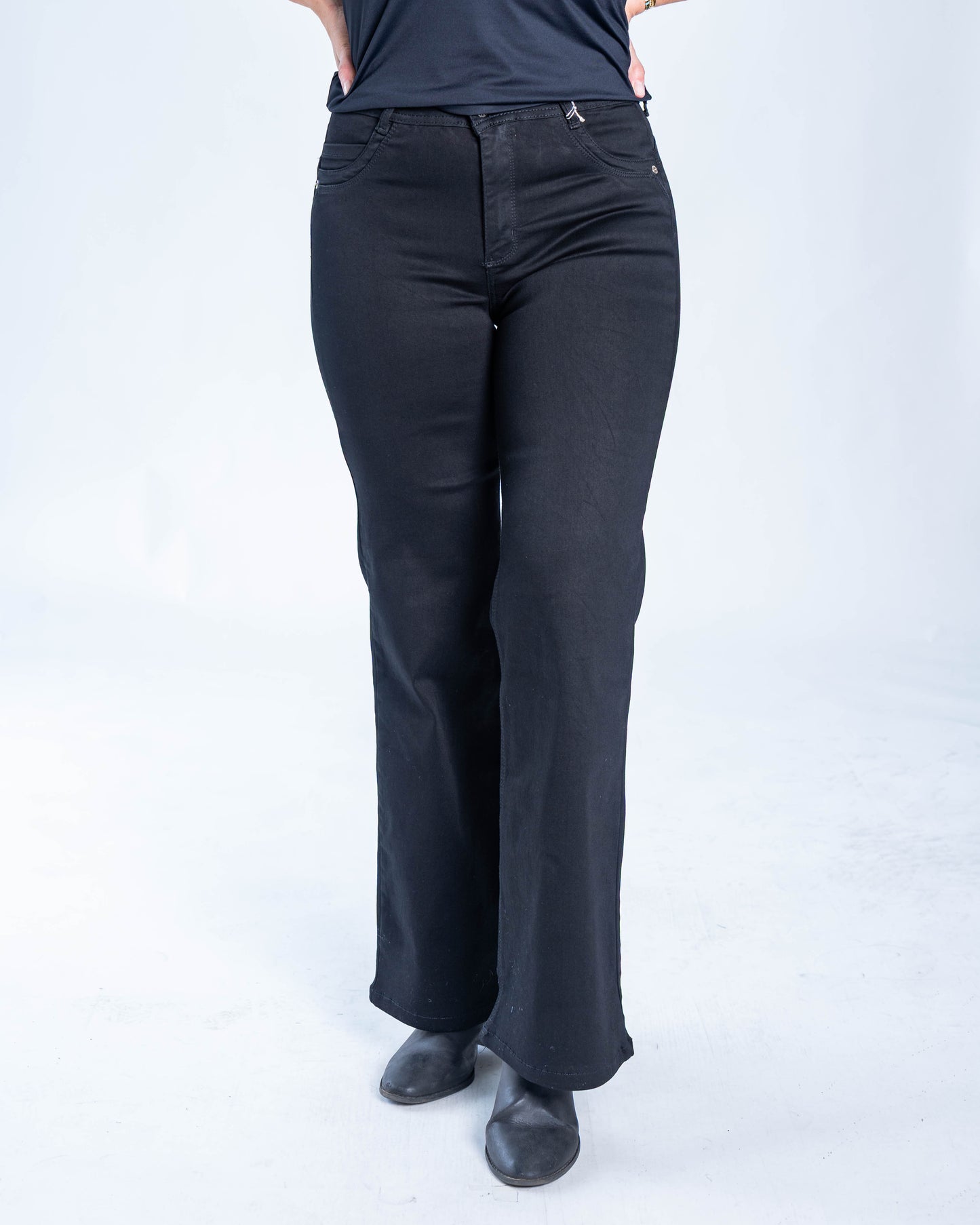 JEANS WIDE LEG ROBERTO NEGRO