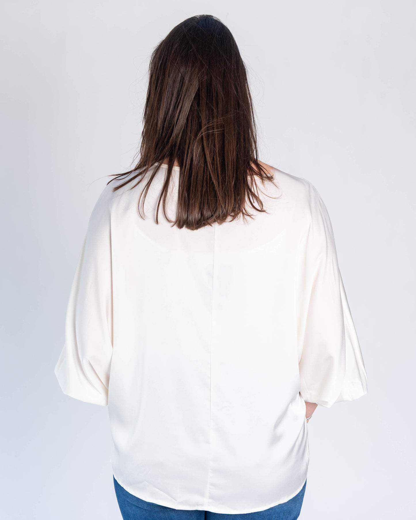 Blusa Magda Satinada Crema