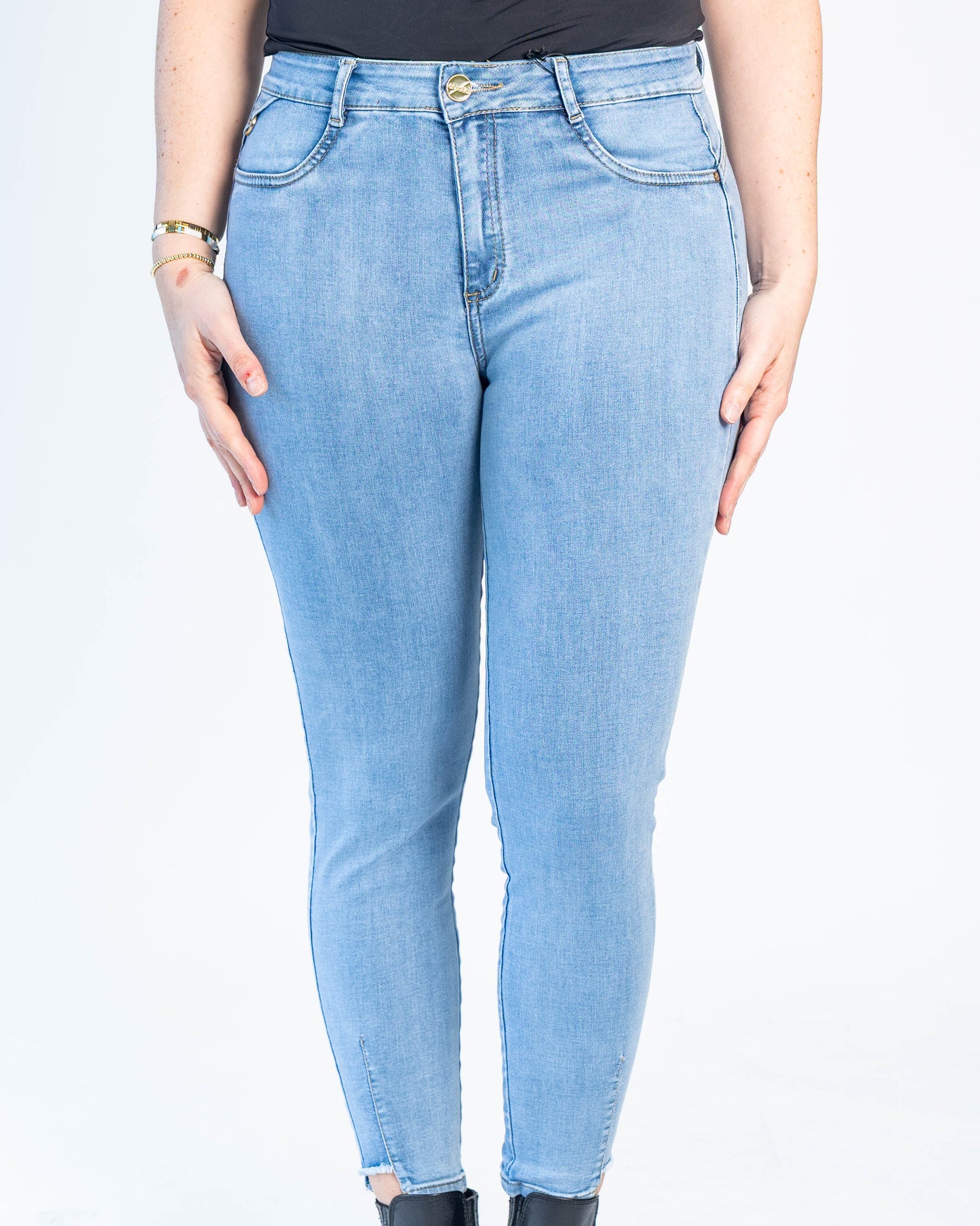 Jeans Amalia Variedades Celeste