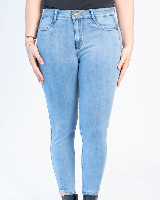 Jeans Amalia Variedades Celeste