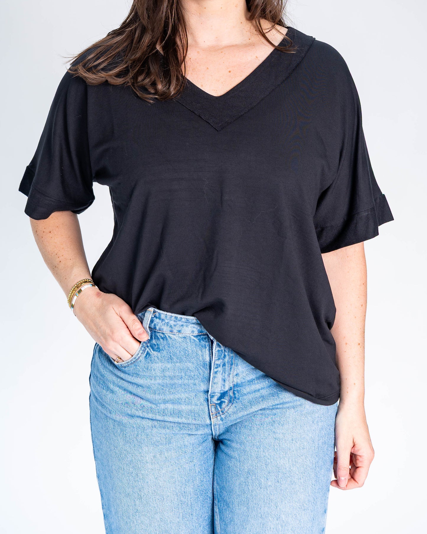 Polera BR Cuello V Lorette Negro