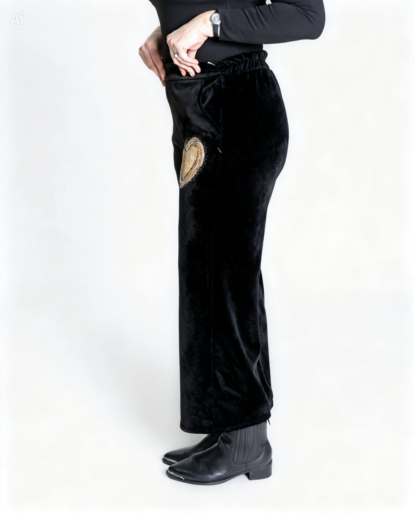 Pantalón Buzo Corazón Brillos Negro