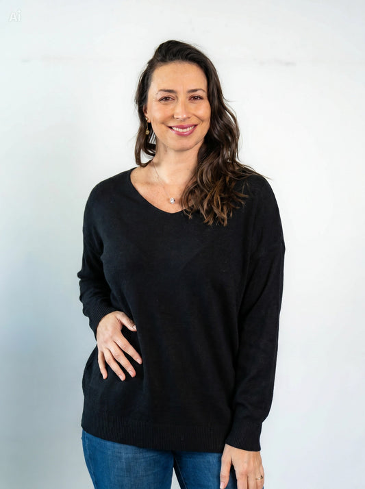 Sweater Cuello V Pía Negro