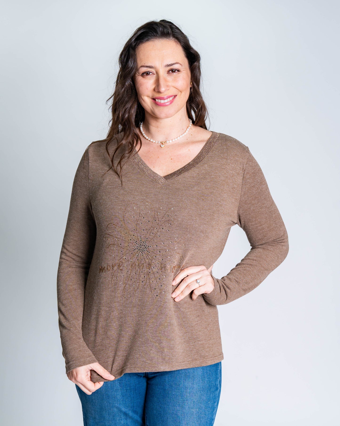 Polera Hilo Flor Dorada Café
