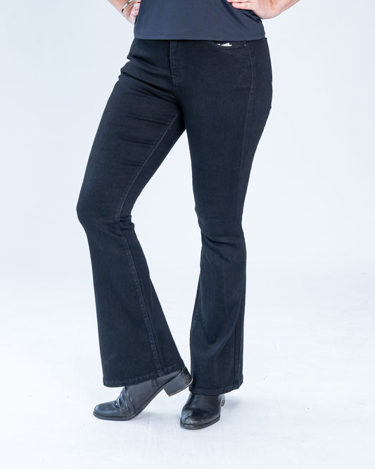 JEANS OLIVER FLARE NEGRO