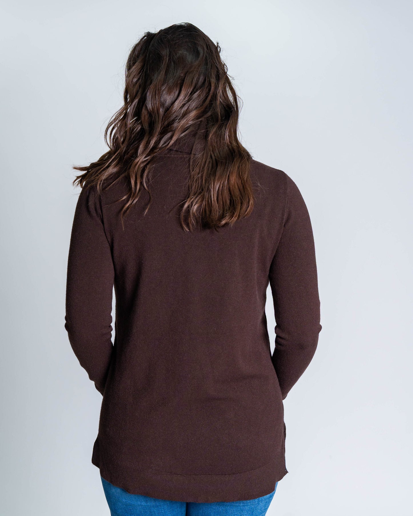 Sweater Cuello Alto Brillitos Chocolate