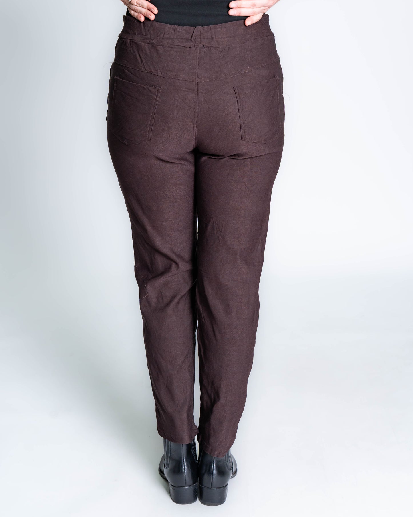 Jogger Italiano Leonor Chocolate
