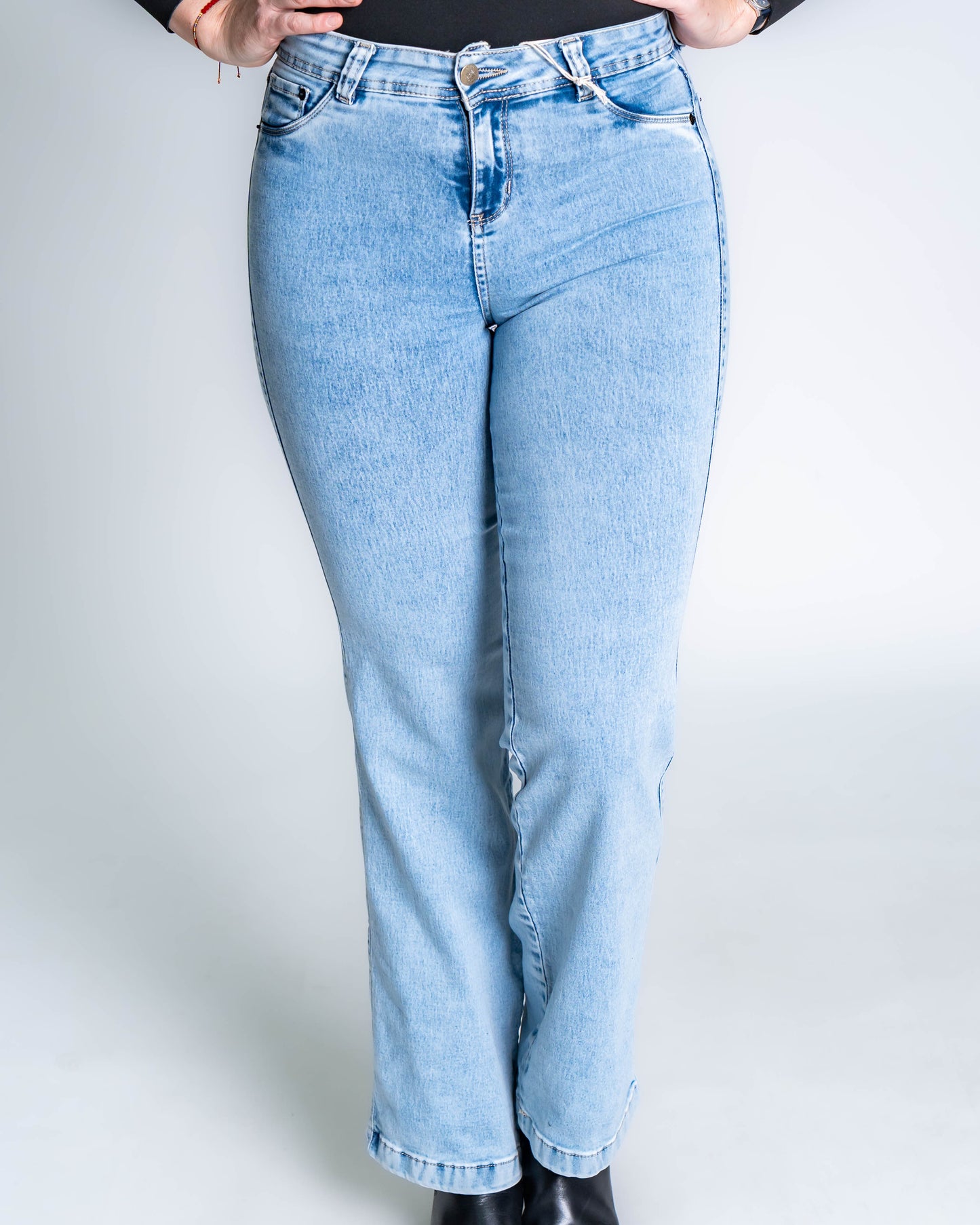 Jeans Recto Esteban Celeste