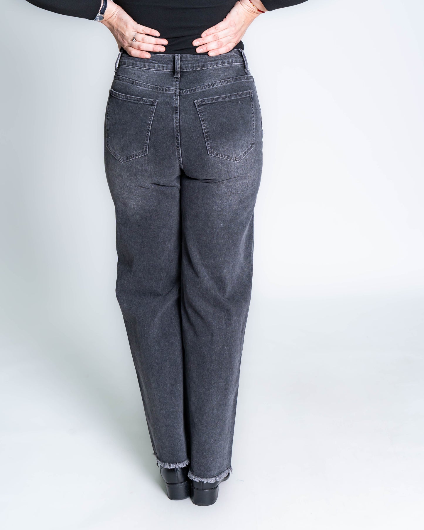 Jeans Marcos Brillos Gris