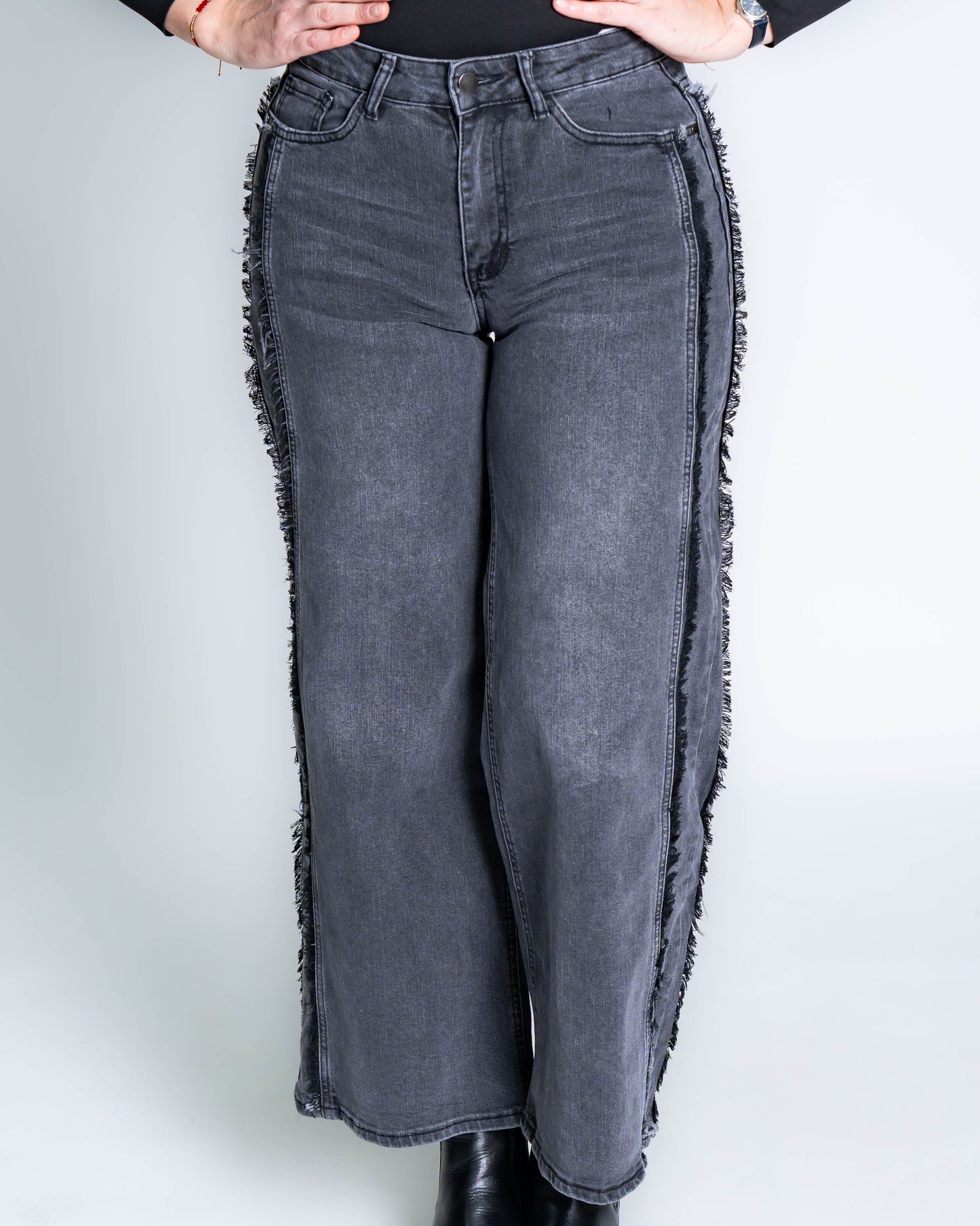 Jeans Gustavo Flecos Gris