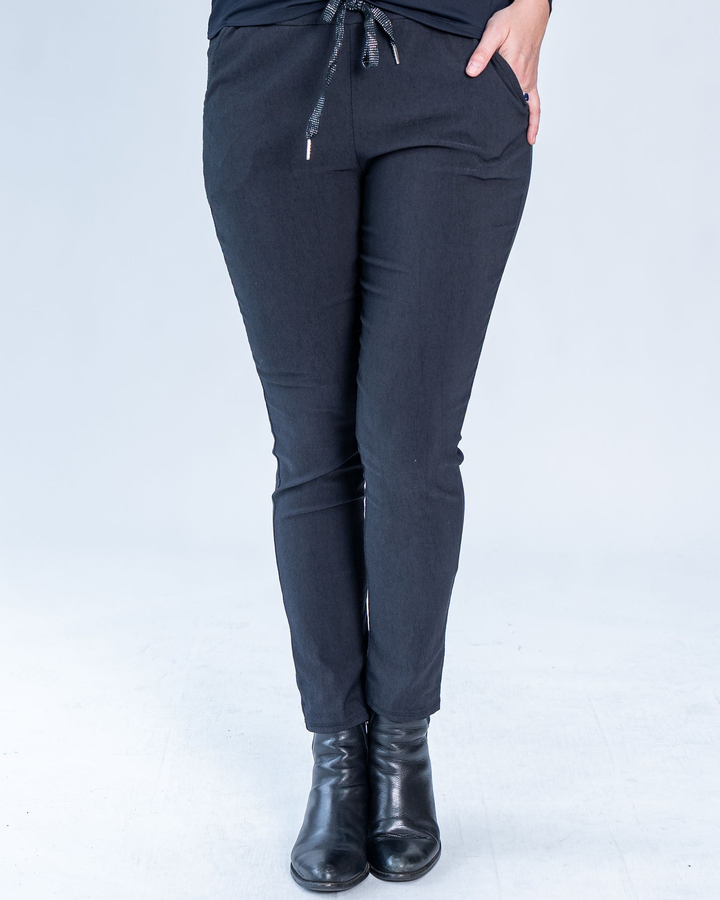 JOGGER ITALIANO LISO NEGRO