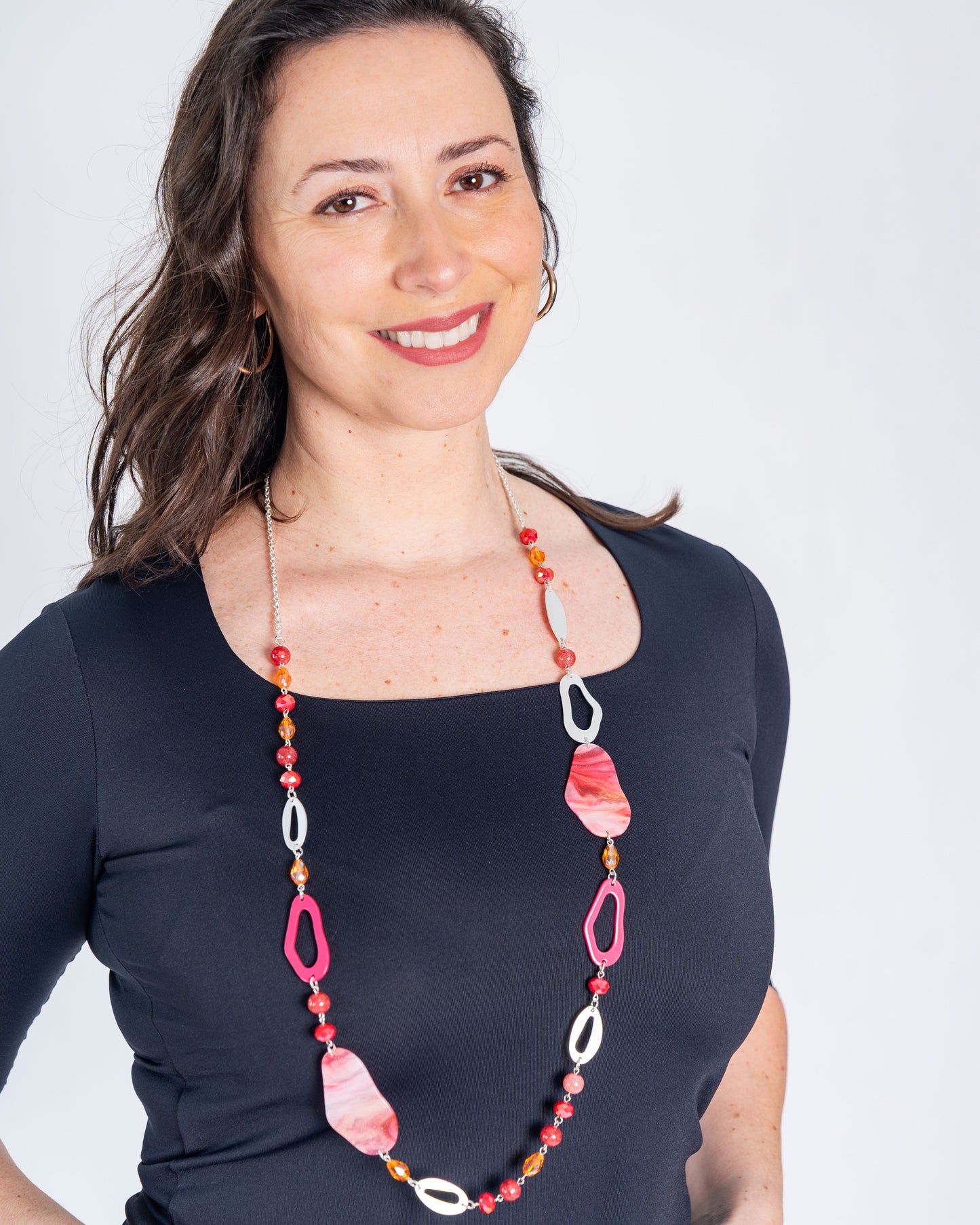 Collar Largo Fucsia//Plateado