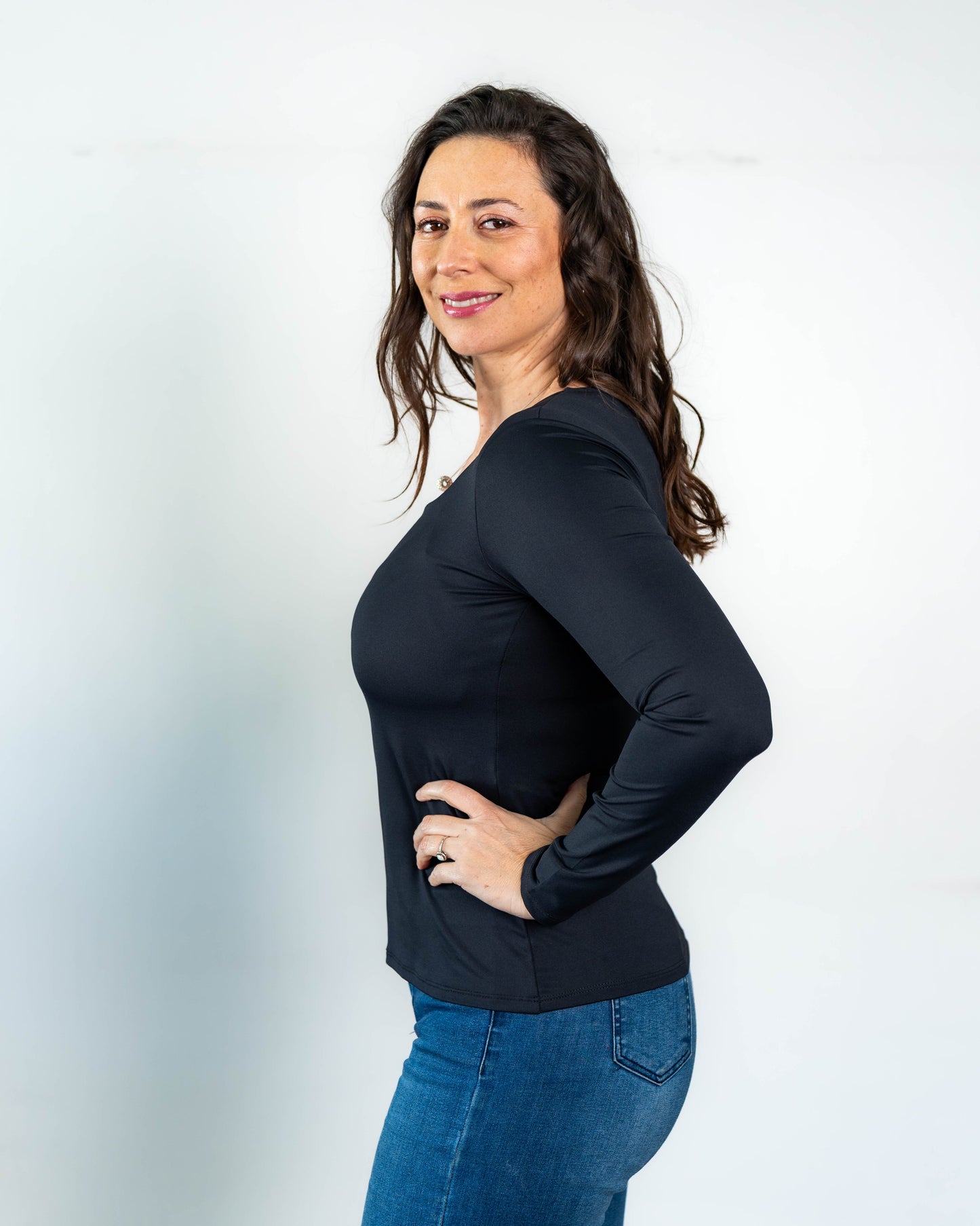Polera Básica Manga larga Lorena Negra