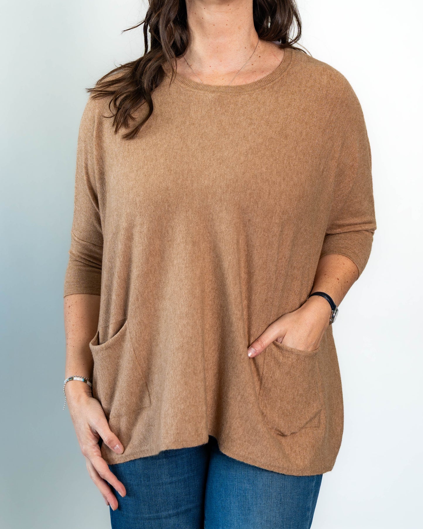 Sweater Over Bolsillo Café