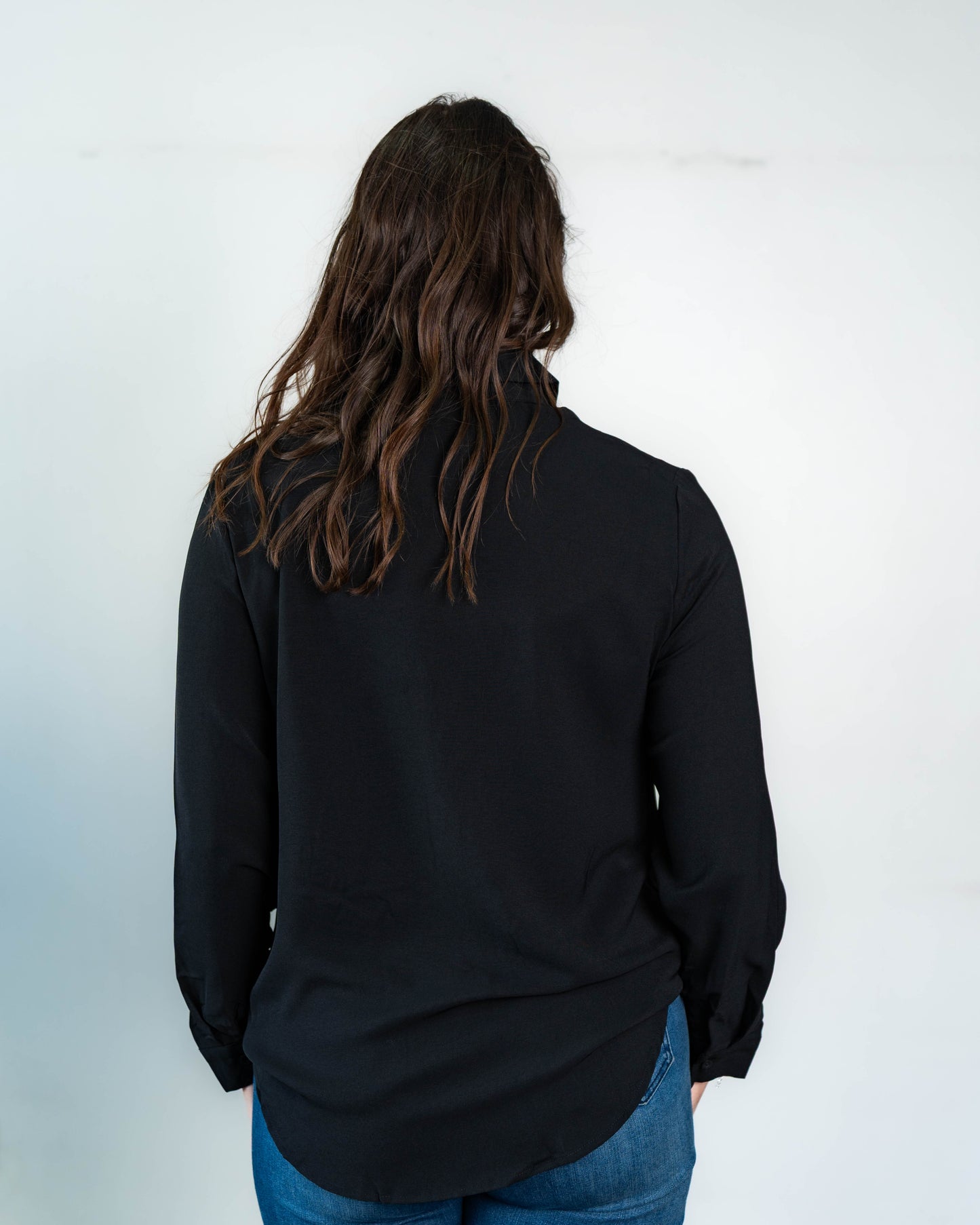 Blusa Lisa Dos Bolsillos Negro