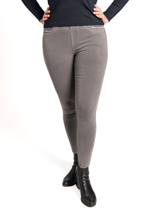 CALZA ELASTICADA GRIS
