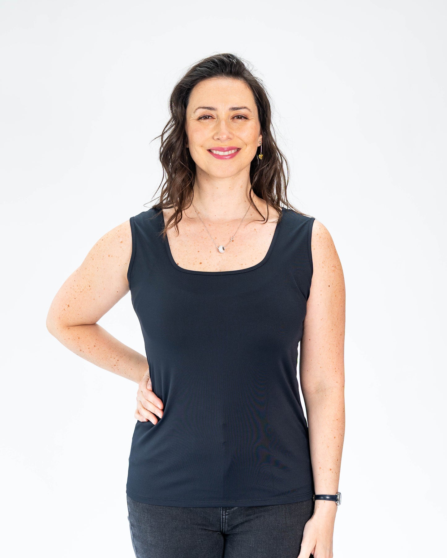 Polera Básica Musculosa Roberta Negro