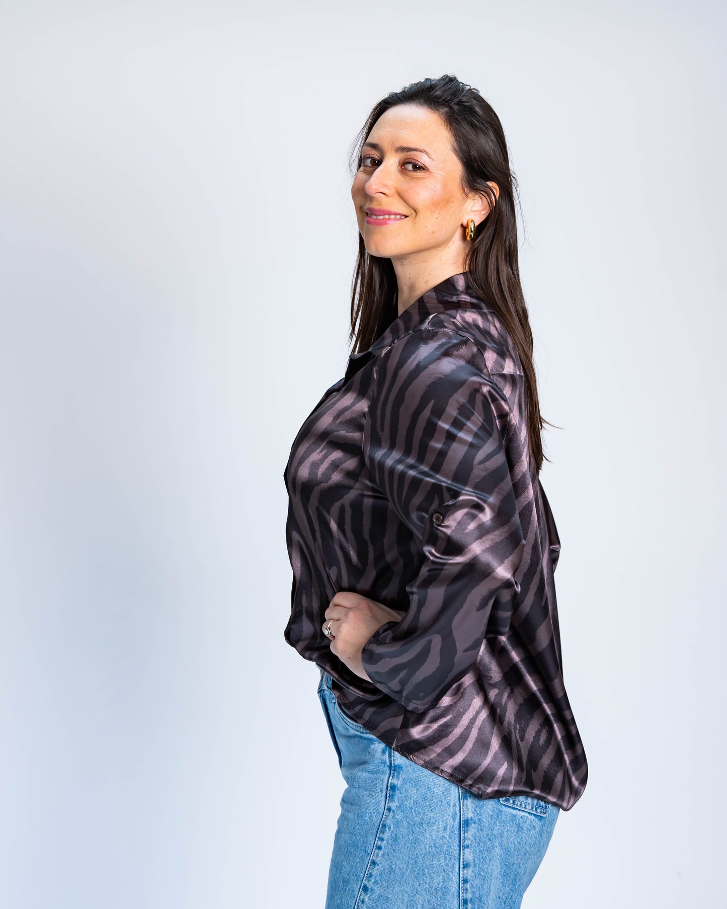 Blusa Satinada Cebra Café