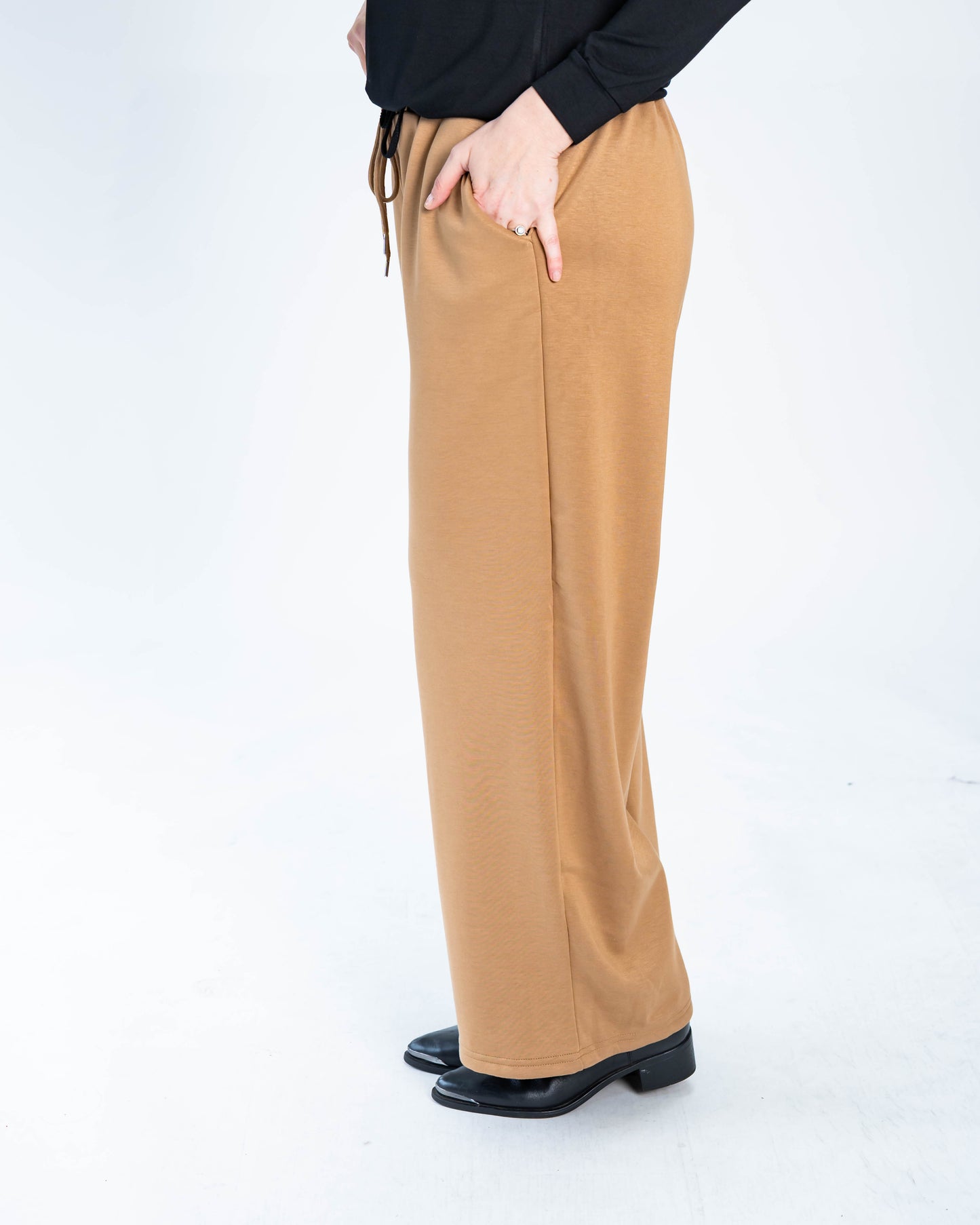 Pantalón Buzo Cris Camel