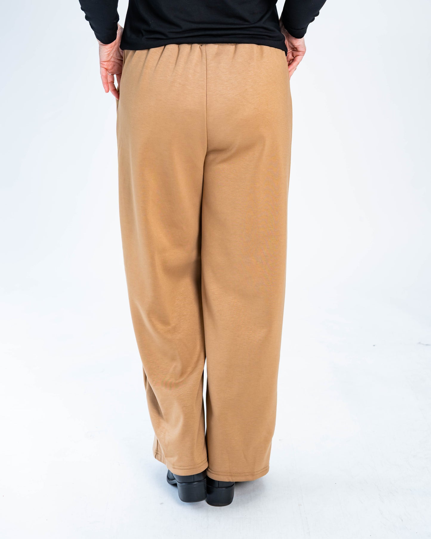 Pantalón Buzo Cris Camel