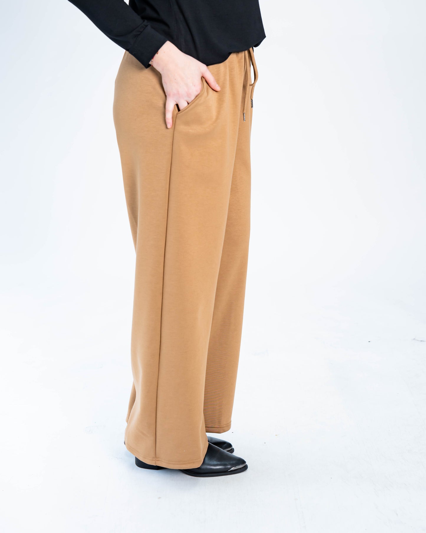 Pantalón Buzo Cris Camel