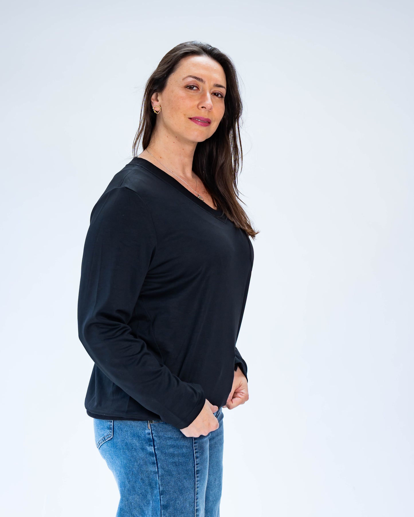 Polera Básica Erica Bolsillo Negro