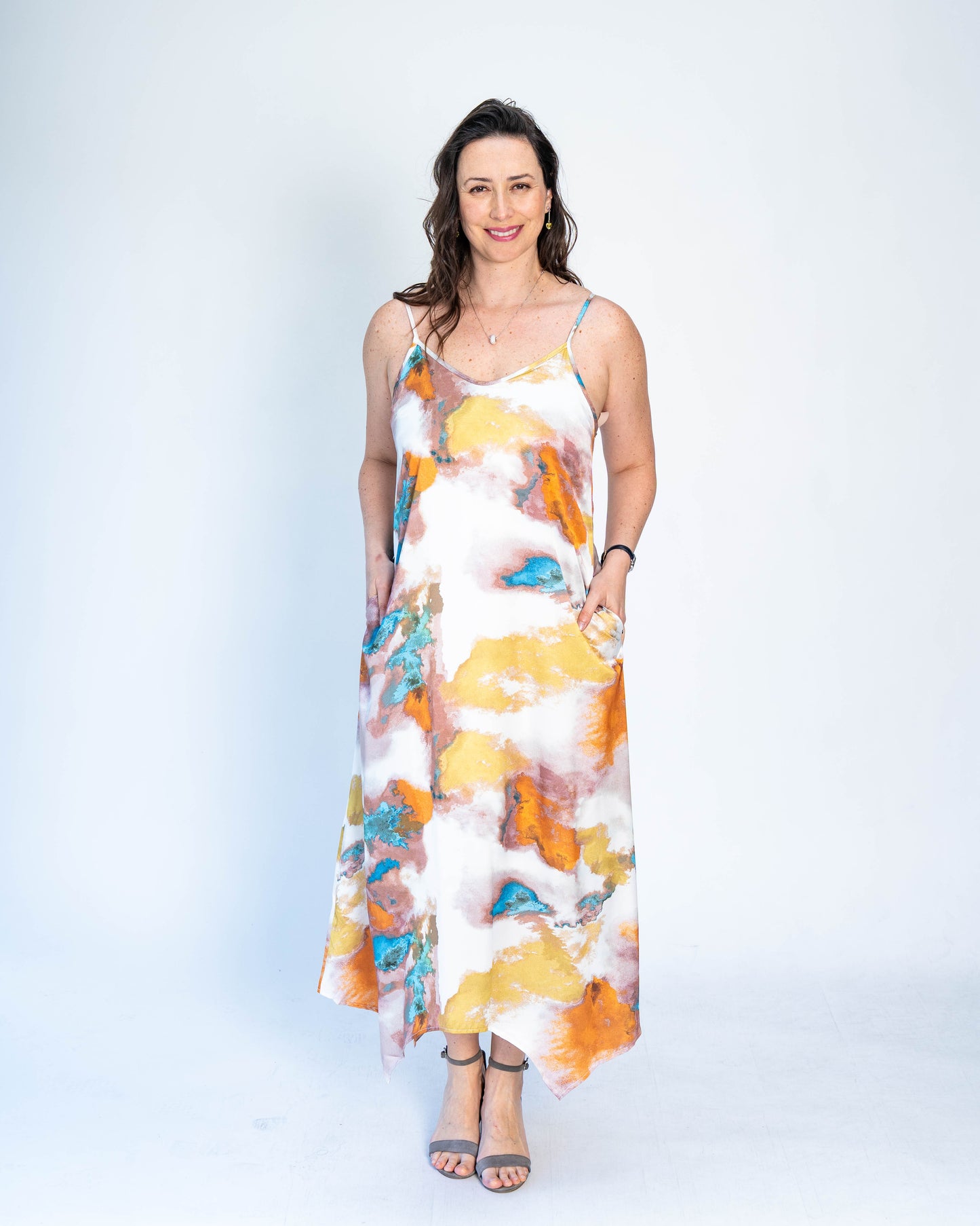 Vestido Satinado Susy Mostaza